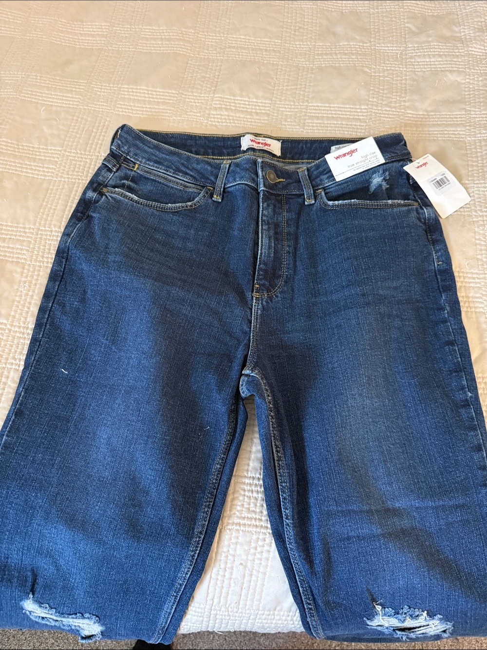 Wrangler Women's Medium Blue Boyfriend Jeans with Distressed Knees